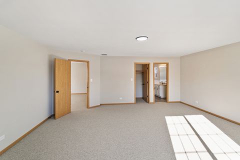 Tiny photo for 2814 140th Place, Blue Island, IL 60406 (MLS # 12568234)