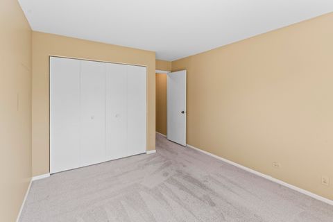 Tiny photo for 440 Raintree Court #1M, Glen Ellyn, IL 60137 (MLS # 12467912)