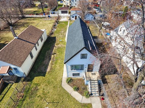 Tiny photo for 9952 S VINCENNES Avenue, Chicago, IL 60643 (MLS # 12590110)