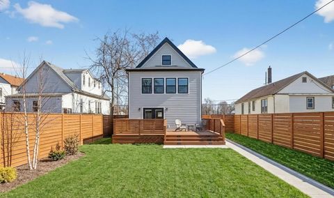 Tiny photo for 9952 S VINCENNES Avenue, Chicago, IL 60643 (MLS # 12590110)