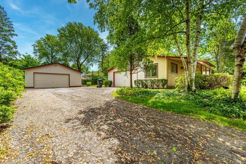 A home in Mount Prospect