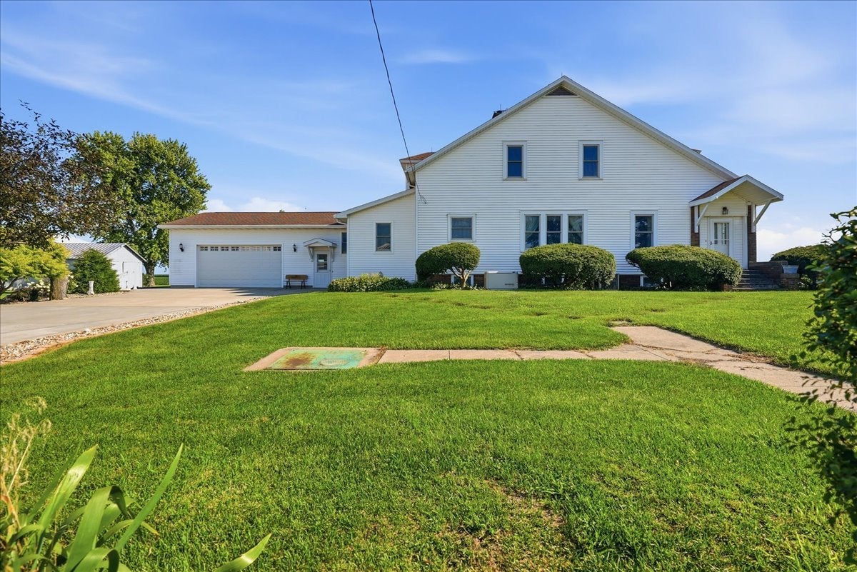 10168 N 600 E Road