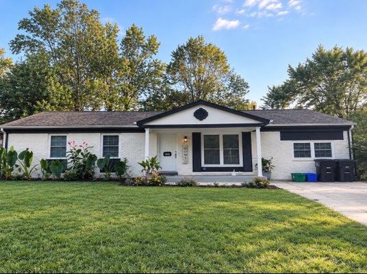 1011 W LAUREL ST, CARBONDALE, IL 62901 - Image 500b99a2fa70d0bb4478dbf2c6cbca68/3718738548