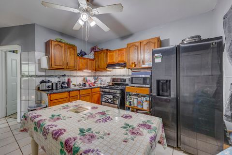Tiny photo for 2208 W 54th Place, Chicago, IL 60609 (MLS # 12516421)