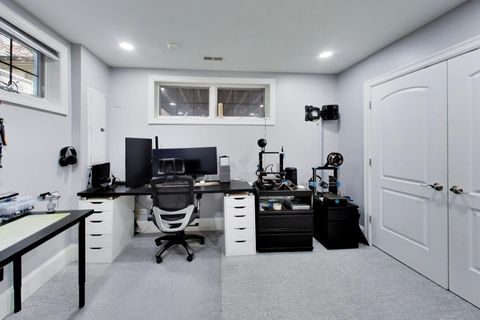Tiny photo for 3111 N Kenmore Avenue, Chicago, IL 60657 (MLS # 12627415)