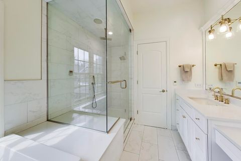 Tiny photo for 3111 N Kenmore Avenue, Chicago, IL 60657 (MLS # 12627415)