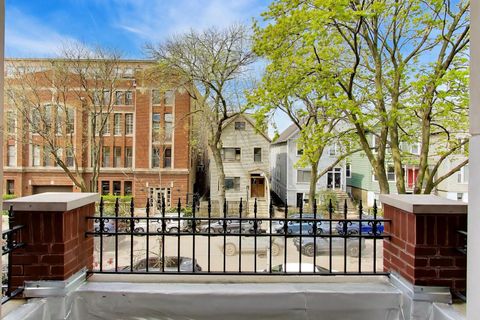 Tiny photo for 3111 N Kenmore Avenue, Chicago, IL 60657 (MLS # 12627415)