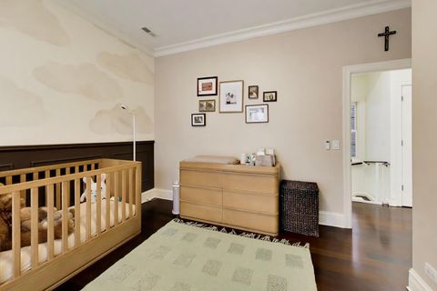 Tiny photo for 3111 N Kenmore Avenue, Chicago, IL 60657 (MLS # 12627415)