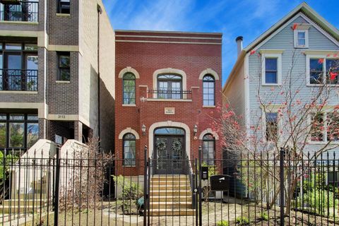 Photo of 3111 N Kenmore Avenue, Chicago, IL 60657 (MLS # 12627415)