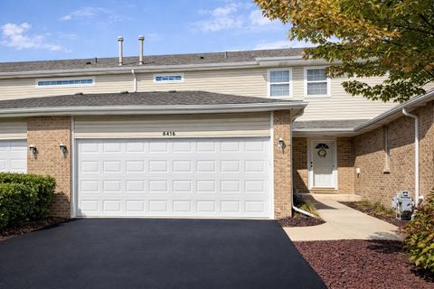 Photo of 8416 Stratford Drive, Tinley Park, IL 60487 (MLS # 12531484)