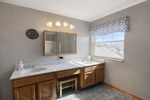 Tiny photo for 8416 Stratford Drive, Tinley Park, IL 60487 (MLS # 12531484)