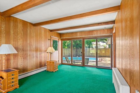 Tiny photo for 233 Arthur Drive, Woodstock, IL 60098 (MLS # 12448051)