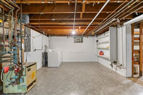 Tiny photo for 233 Arthur Drive, Woodstock, IL 60098 (MLS # 12448051)