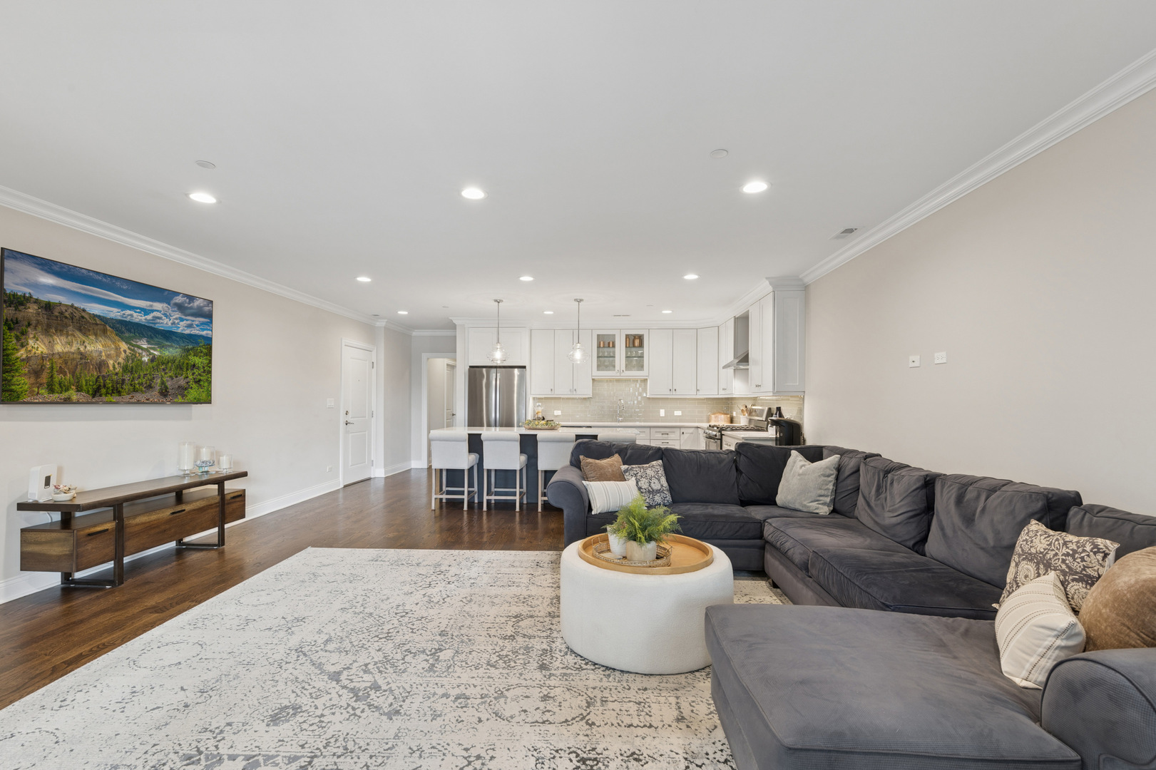 18 S Fairview Avenue 2N