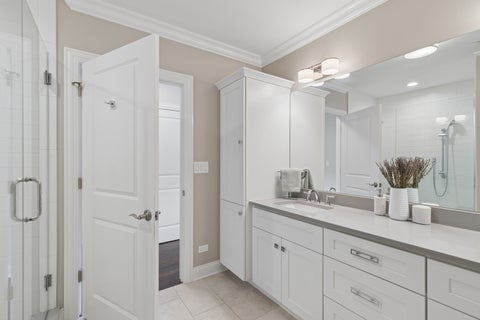 Tiny photo for 18 S Fairview Avenue #2N, Park Ridge, IL 60068 (MLS # 12670074)