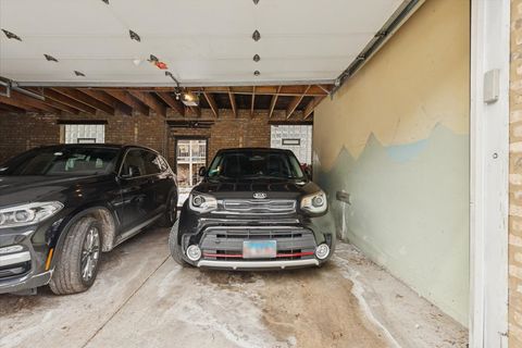 Tiny photo for 4635 N Magnolia Avenue #3, Chicago, IL 60640 (MLS # 12570905)