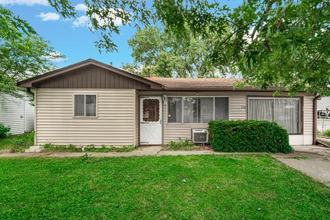 Tiny photo for 456 W Auburn Lane, Crete, IL 60417 (MLS # 12719906)