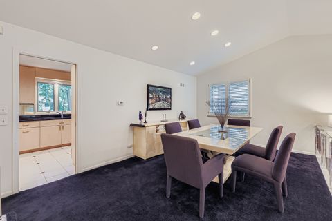 Tiny photo for 95 Greenbriar E Drive, Deerfield, IL 60015 (MLS # 12462564)