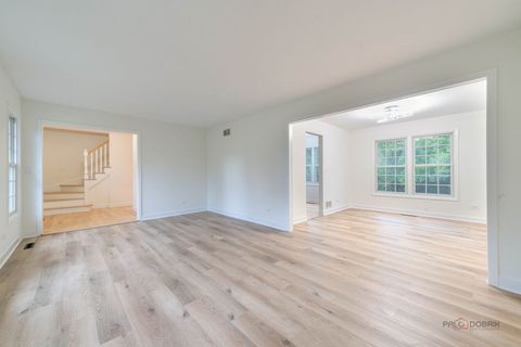 Tiny photo for 1338 Trinity Place, Libertyville, IL 60048 (MLS # 12496786)