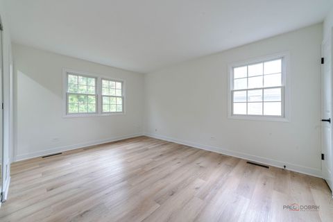 Tiny photo for 1338 Trinity Place, Libertyville, IL 60048 (MLS # 12496786)