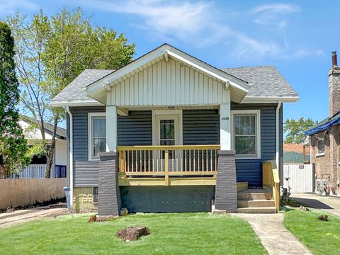 1438 S 21st Avenue Maywood IL 60153