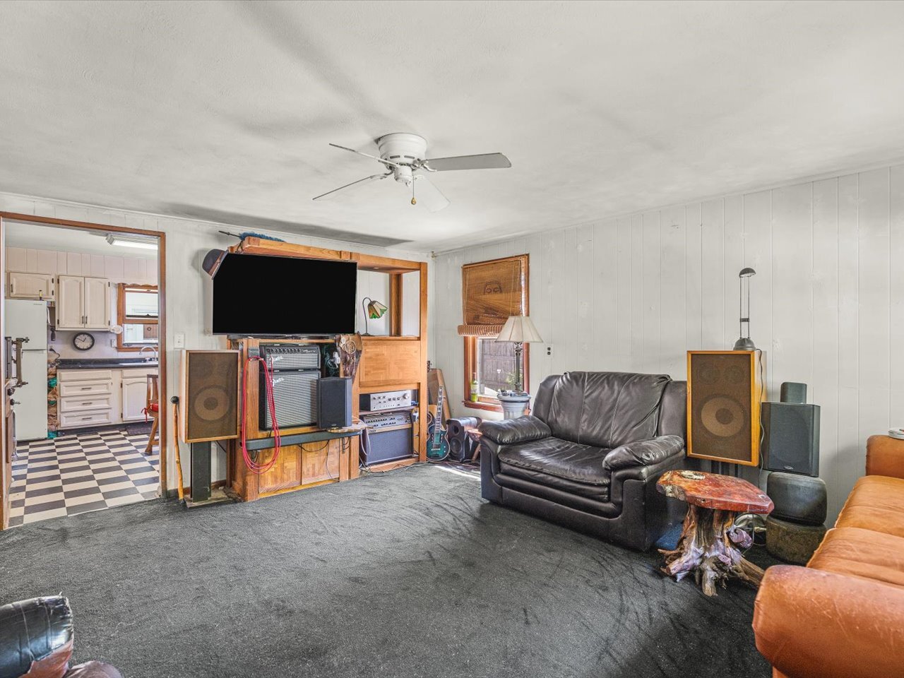 205 N Jones Terrace