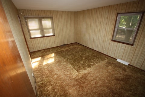 Tiny photo for 5410 Surrey Drive, Bettendorf, IA 52722 (MLS # 12771918)