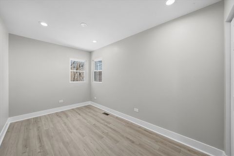 Tiny photo for 5350 S Honore Street, Chicago, IL 60609 (MLS # 12543498)