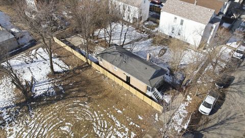 Tiny photo for 5350 S Honore Street, Chicago, IL 60609 (MLS # 12543498)