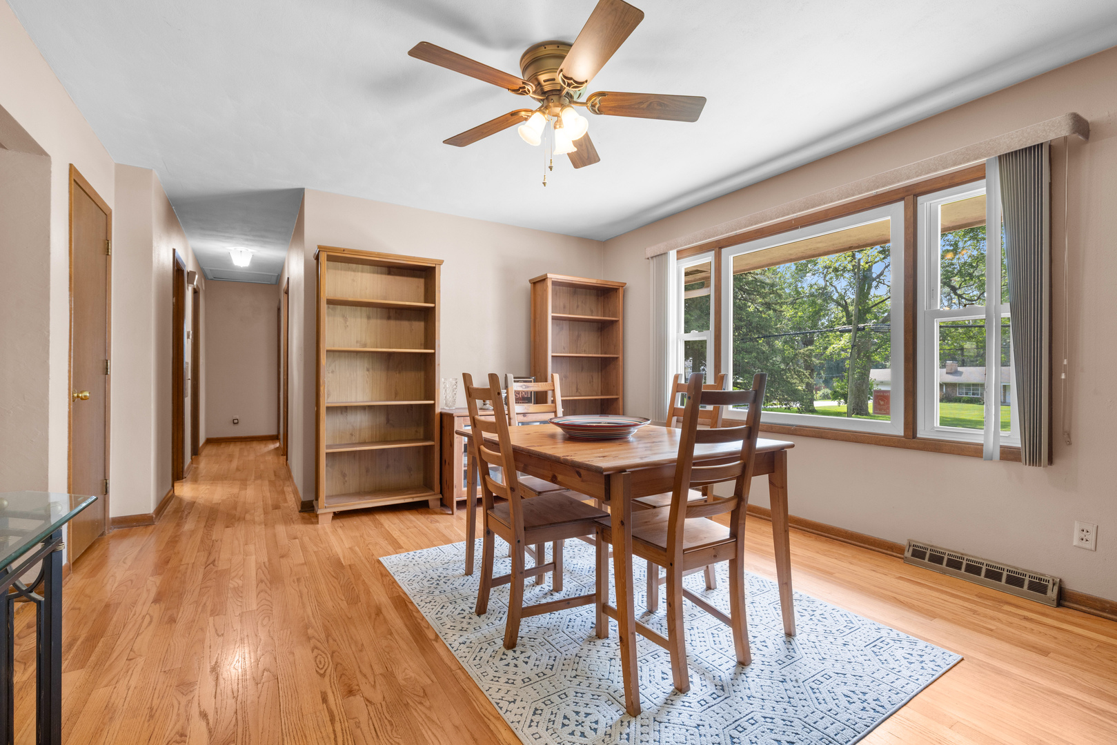 5876 Linden Road
