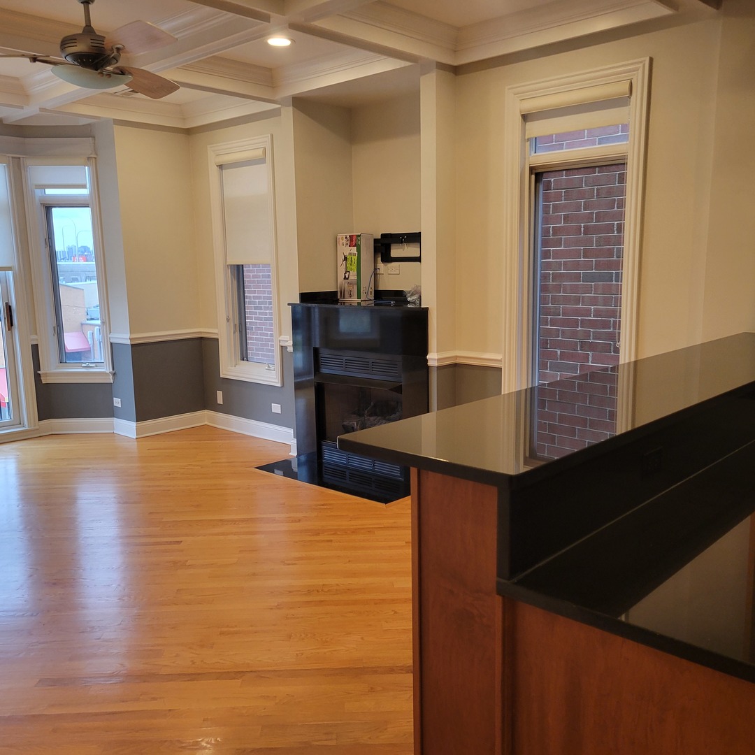 2022 N Wood Street 3S