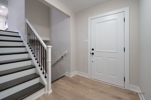 Tiny photo for 214 W Hintz Road, Arlington Heights, IL 60004 (MLS # 12548713)