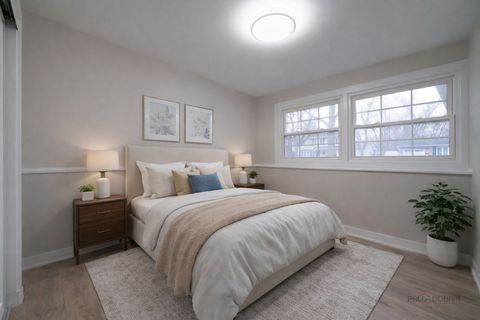 Tiny photo for 214 W Hintz Road, Arlington Heights, IL 60004 (MLS # 12548713)