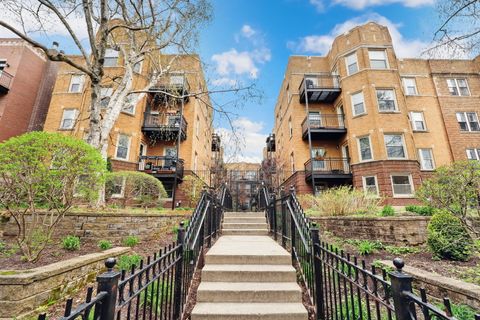 4718 N Beacon Street 3W Chicago IL 60640