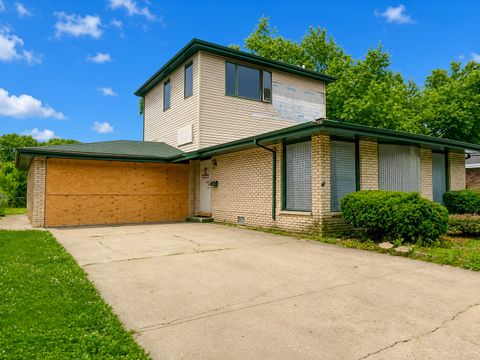 Photo of 15229 Dante Avenue, Dolton, IL 60419 (MLS # 12697125)