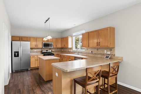 Tiny photo for 14731 Colonial Parkway, Plainfield, IL 60544 (MLS # 12677286)