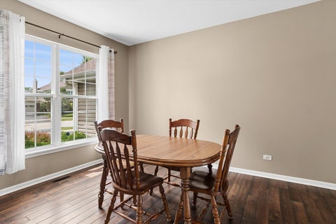 Tiny photo for 14731 Colonial Parkway, Plainfield, IL 60544 (MLS # 12677286)