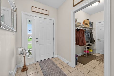 Tiny photo for 676 Persimmon Street, DeKalb, IL 60115 (MLS # 12634094)