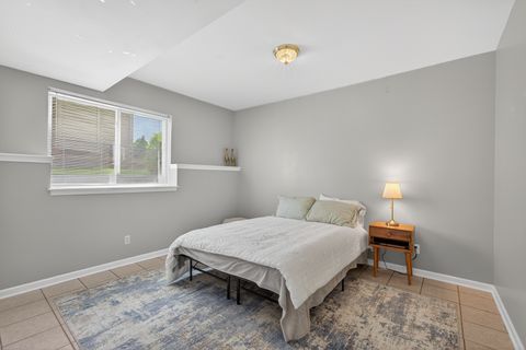 Tiny photo for 676 Persimmon Street, DeKalb, IL 60115 (MLS # 12634094)