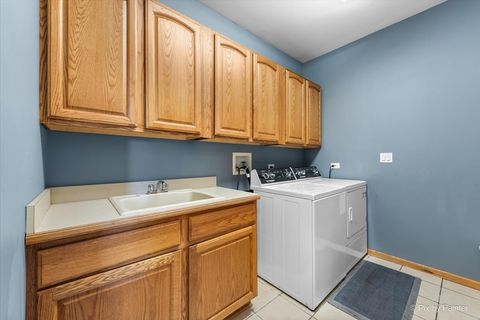 Tiny photo for 1712 Squirrel Trail, Cary, IL 60013 (MLS # 12390917)