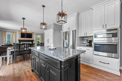 Tiny photo for 1712 Squirrel Trail, Cary, IL 60013 (MLS # 12390917)