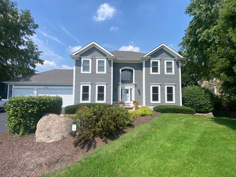Photo of 1712 Squirrel Trail, Cary, IL 60013 (MLS # 12390917)