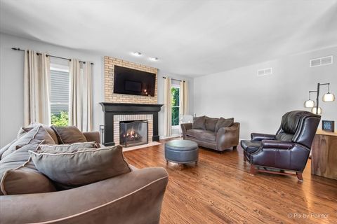 Tiny photo for 1712 Squirrel Trail, Cary, IL 60013 (MLS # 12390917)