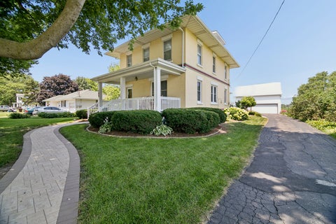 Photo of 125 W 1st Avenue, Clifton, IL 60927 (MLS # 12704621)