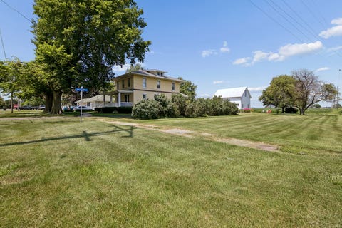 Tiny photo for 125 W 1st Avenue, Clifton, IL 60927 (MLS # 12704621)