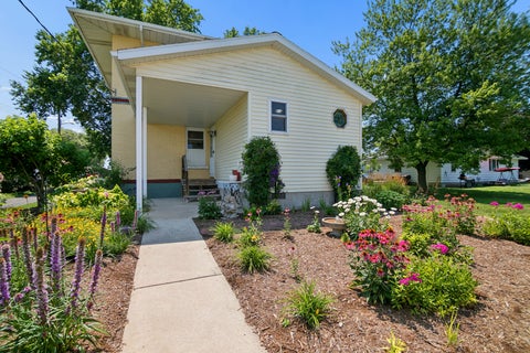 Tiny photo for 125 W 1st Avenue, Clifton, IL 60927 (MLS # 12704621)