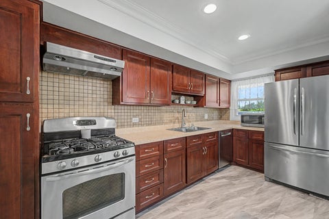 Tiny photo for 1350 Nottingham Lane, Hoffman Estates, IL 60169 (MLS # 12654165)