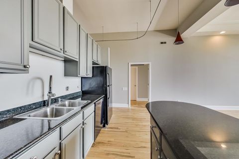 Tiny photo for 165 N Canal Street #1430, Chicago, IL 60606 (MLS # 12405779)