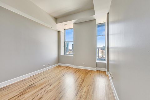 Tiny photo for 165 N Canal Street #1430, Chicago, IL 60606 (MLS # 12405779)