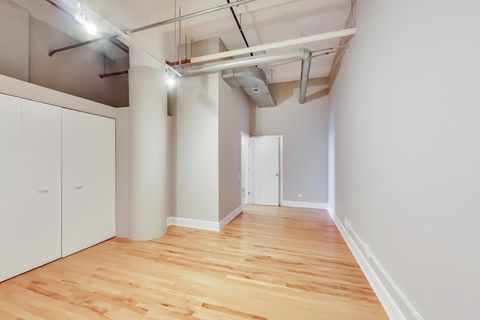 Tiny photo for 165 N Canal Street #1430, Chicago, IL 60606 (MLS # 12405779)